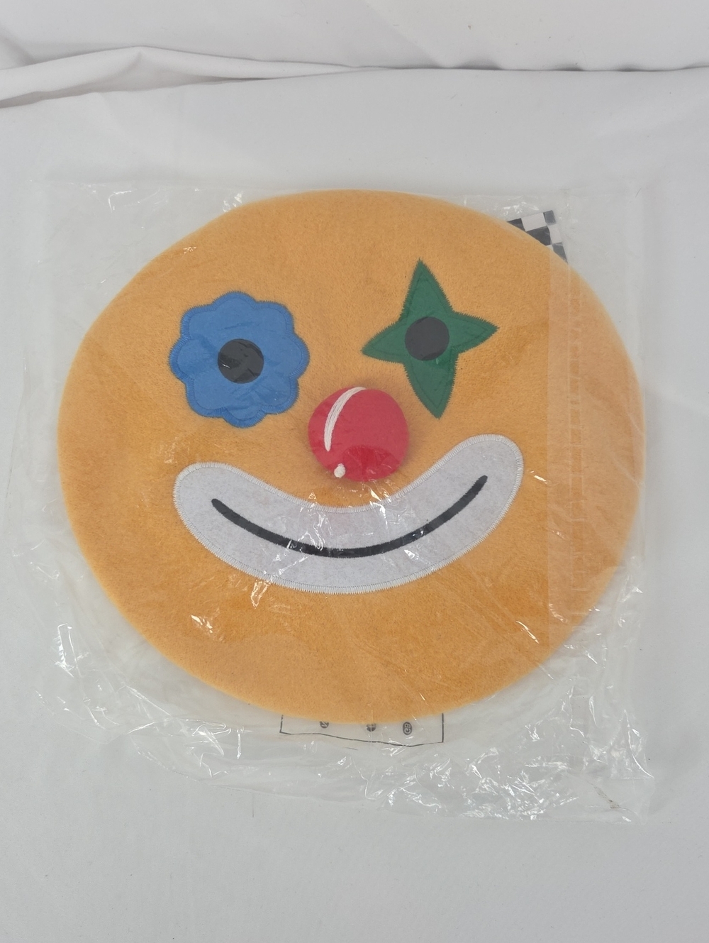 Kina and Tam Clown Beret